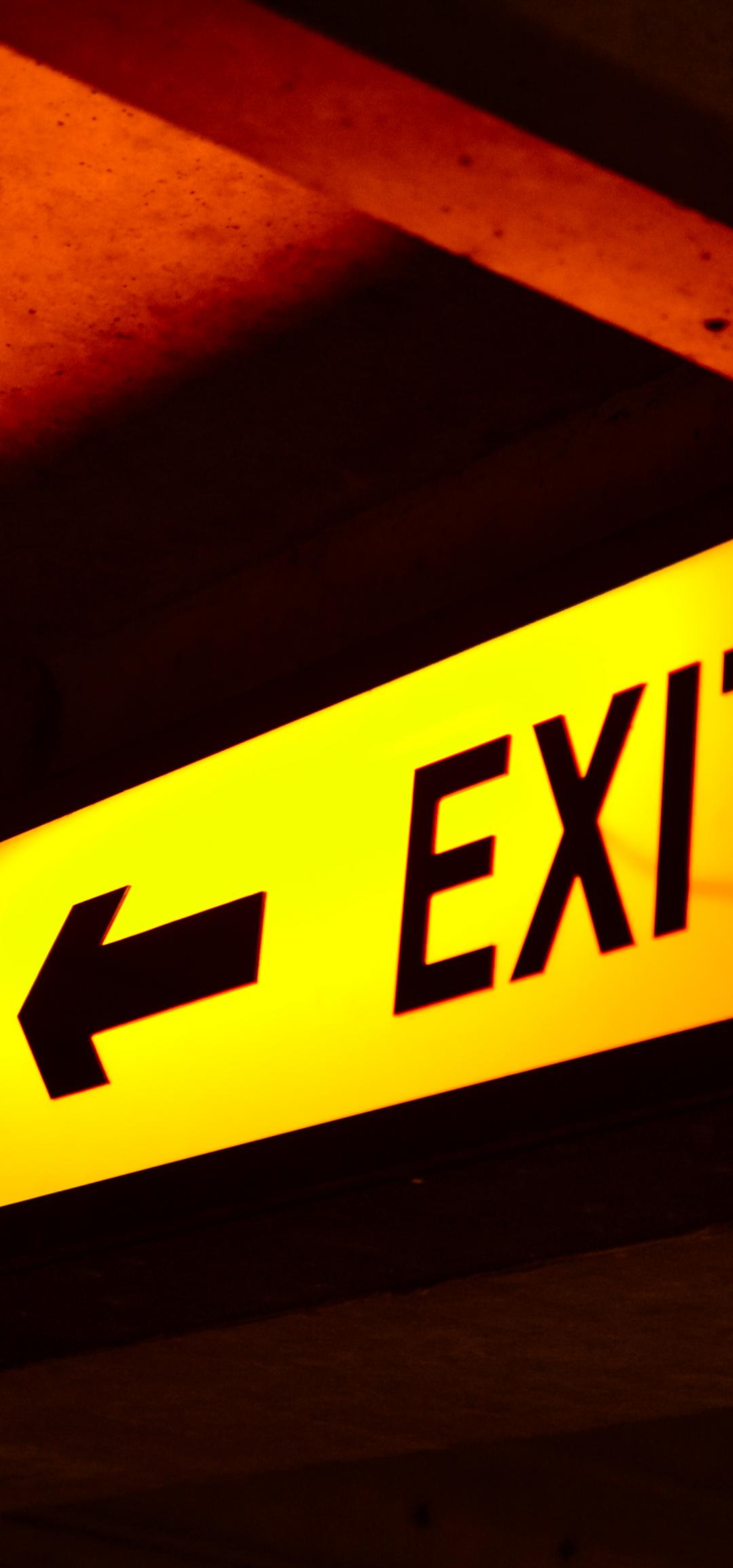 Exit Word Pointer Yellow Dark