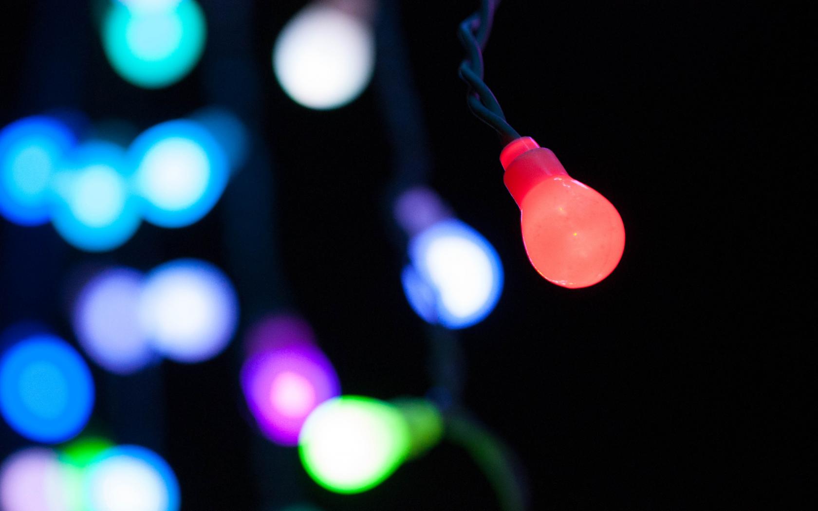 Garland Light-bulb Light Red Dark