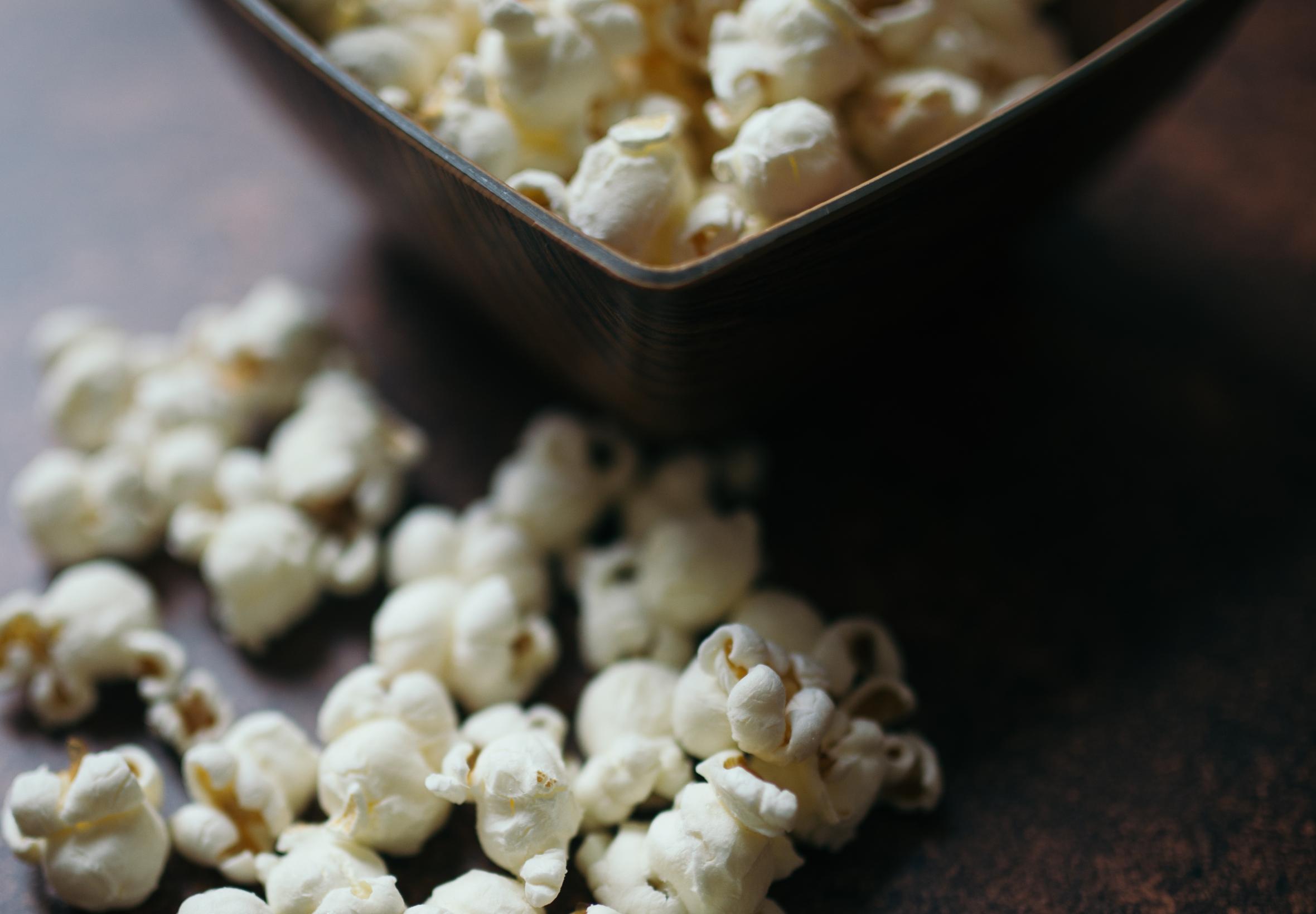 Popcorn Corn Bowl Table