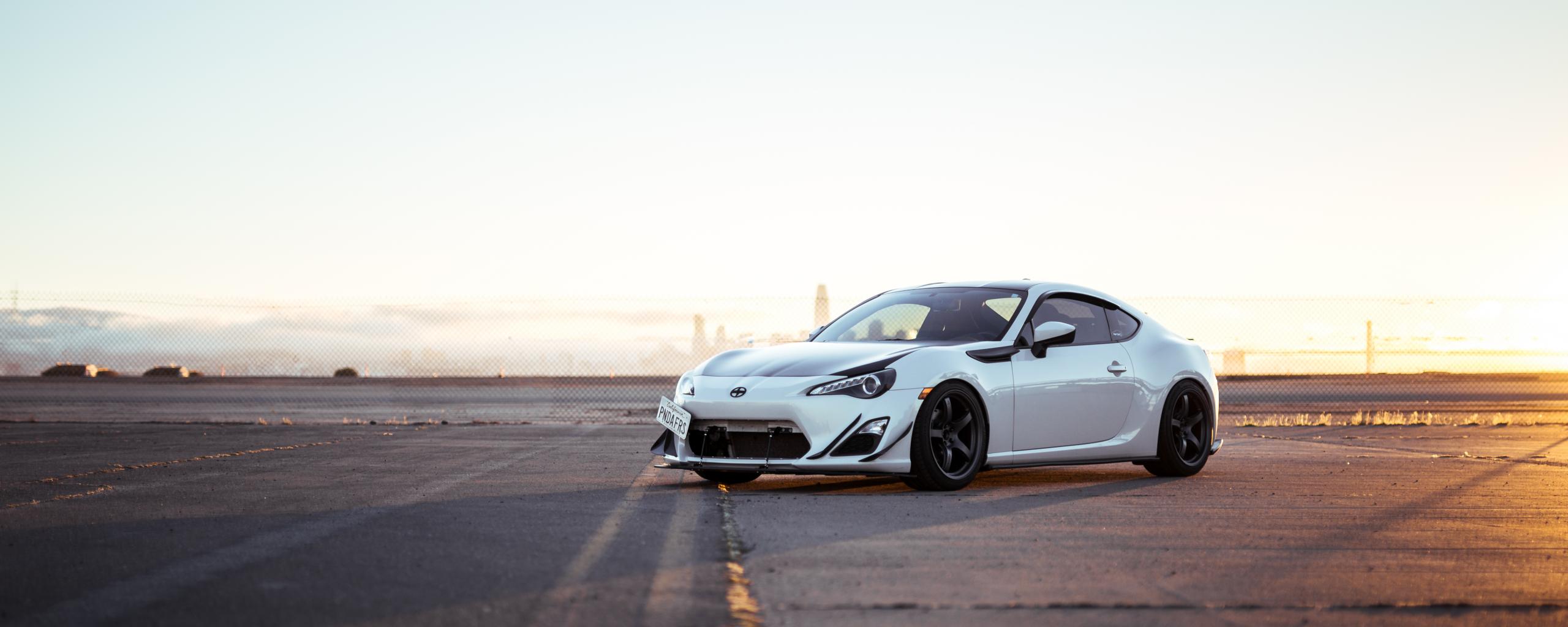 Toyota-gt86 Toyota Car White Parking