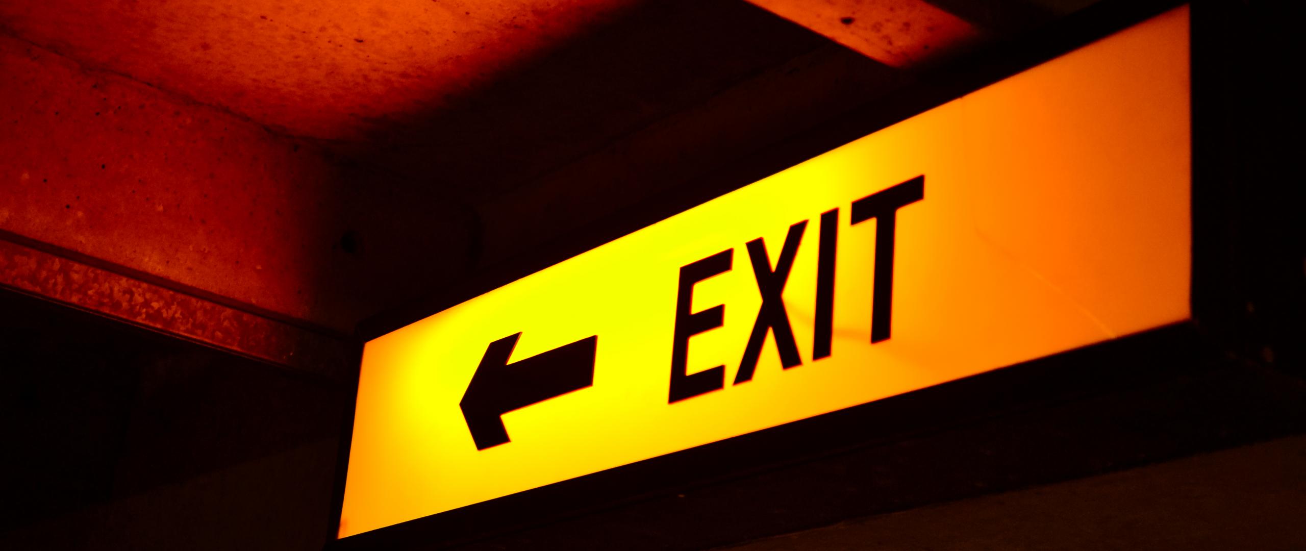 Exit Word Pointer Yellow Dark