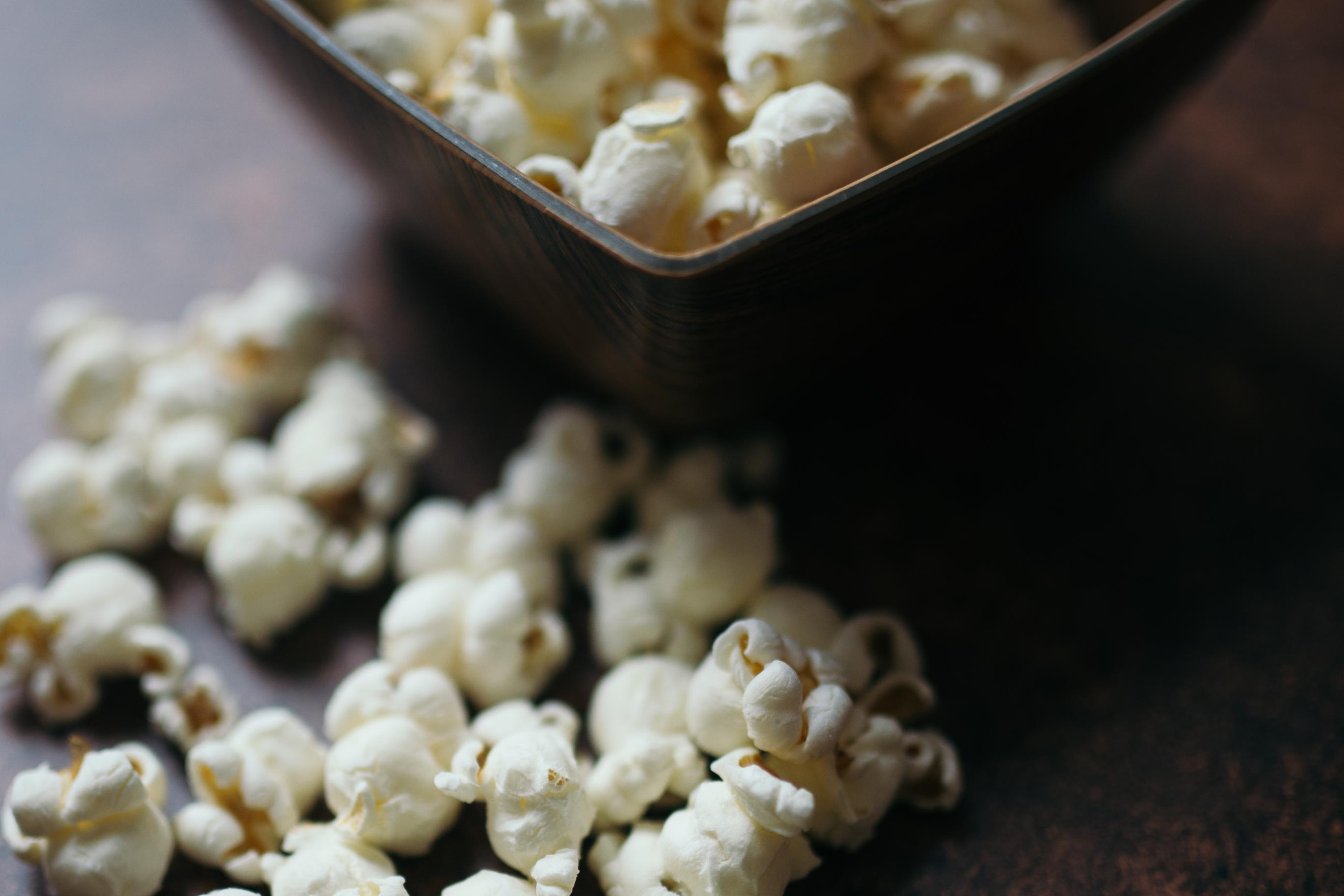Popcorn Corn Bowl Table