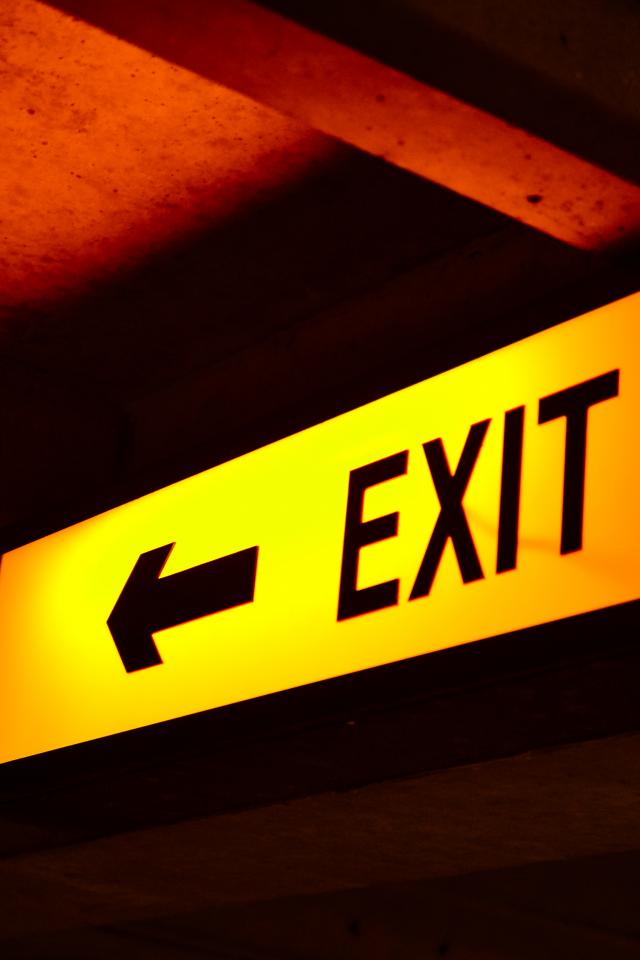 Exit Word Pointer Yellow Dark