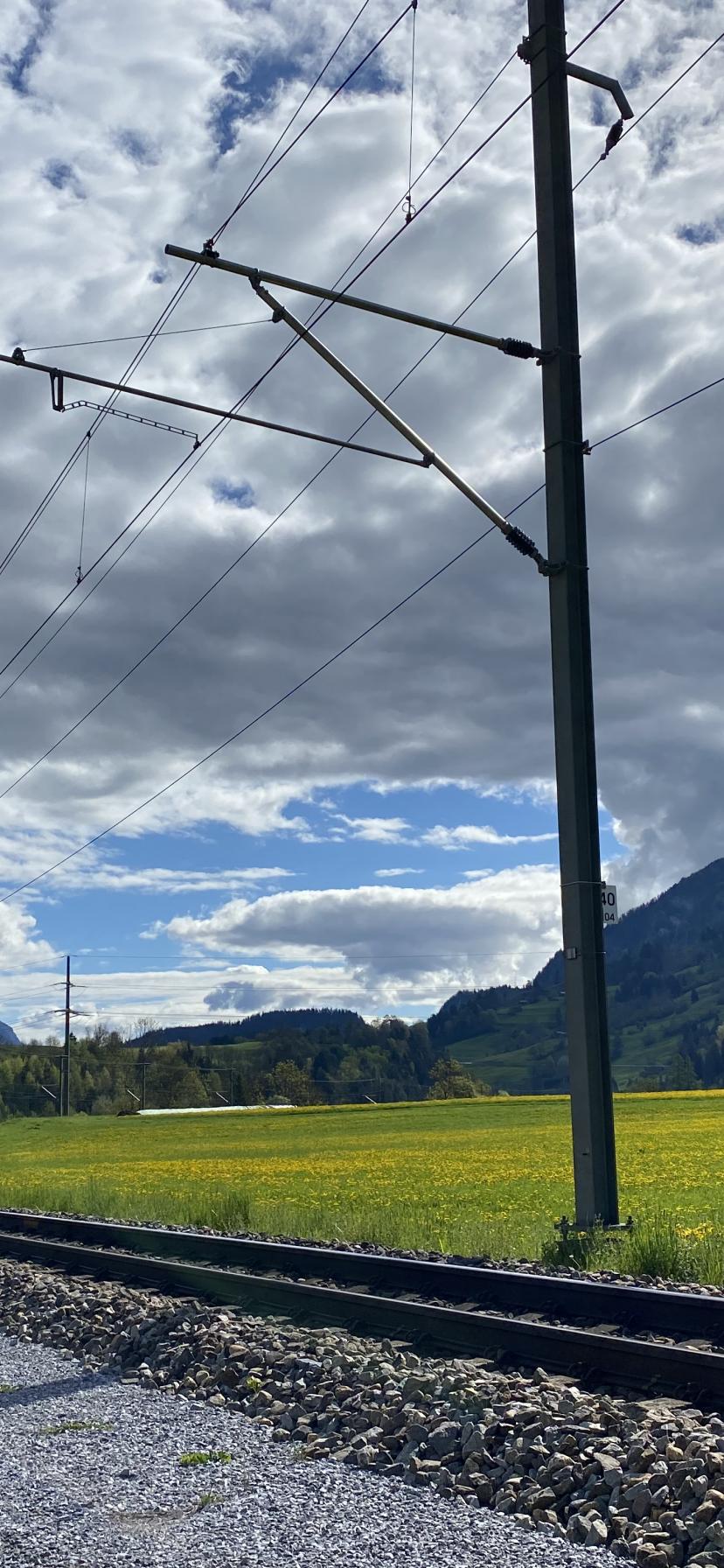 Railroad Turn Mountains Landscape