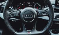 Audi Car Steering-wheel Salon Driver