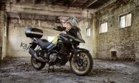 Suzuki Motorcycle Bike Black Building Ruins